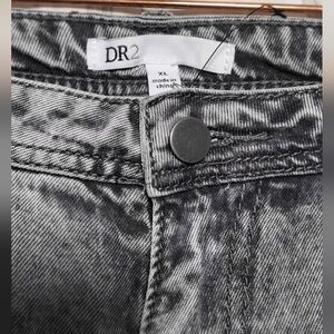 DR2 Gray Soft Denim Acid Wash Denim Jeans